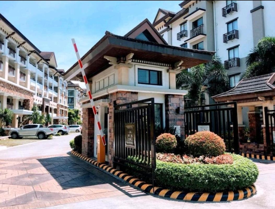 Ri'S One Oasis W Free Pool Back Of Sm City Mall Davao City Exterior foto